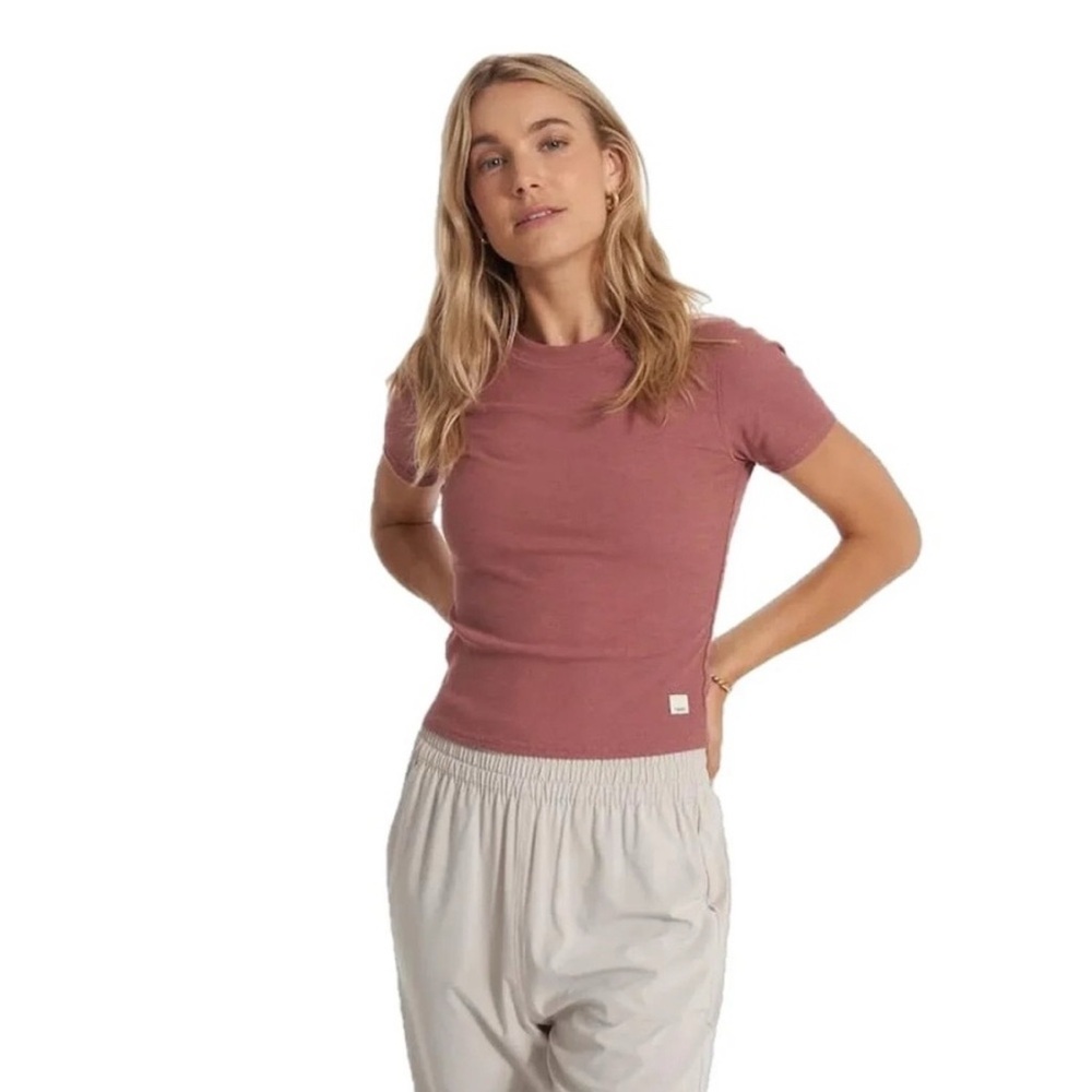 Vuori Fitted Tee - Rosewood Heather